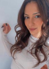 Zulfiye Mustafa- VIP