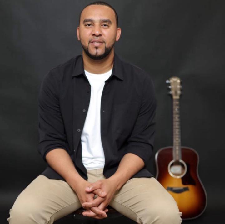 Clovis Gomes-Ribeiro