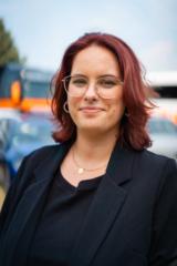 Melanie Burr