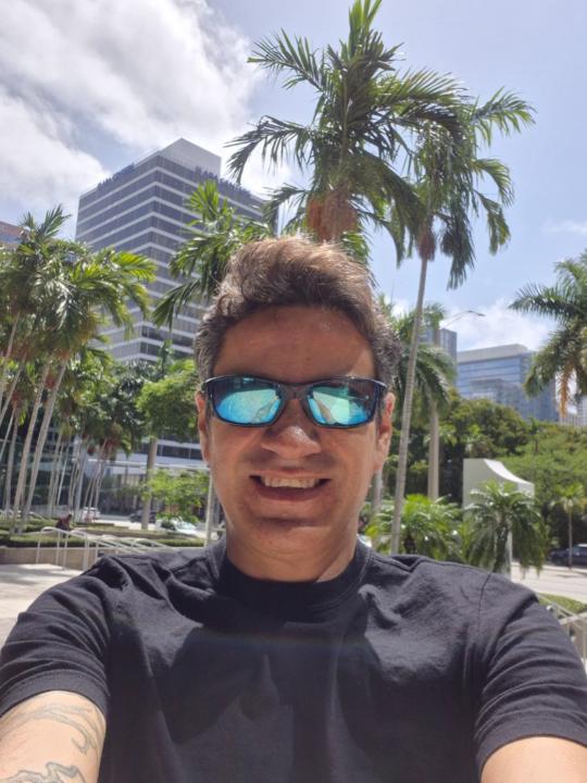 Byron Cortez