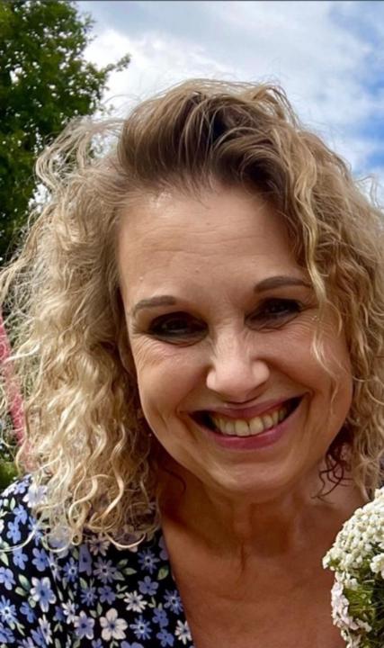 Erika Fahrland