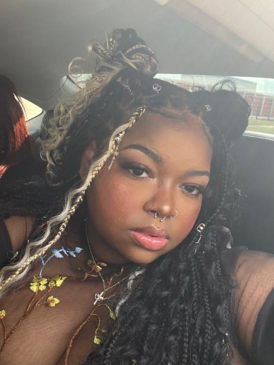 Essence Ariyan