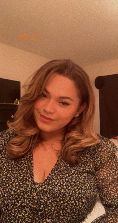 Bella Torres