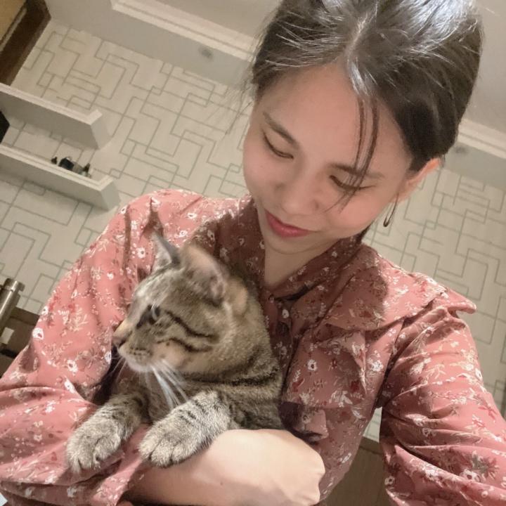 Zhong Claire