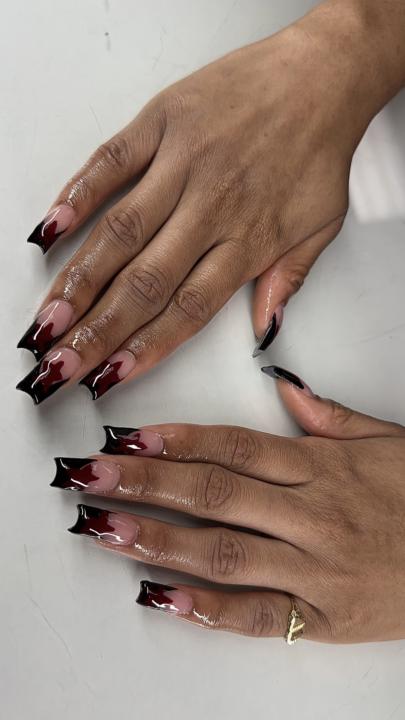 Acrylic nails 