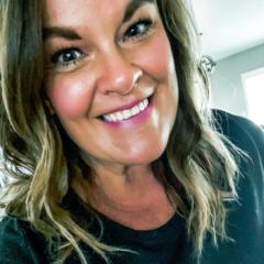 Dina Edwards