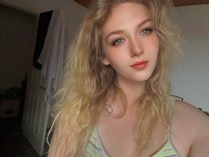 Lauryn Adam