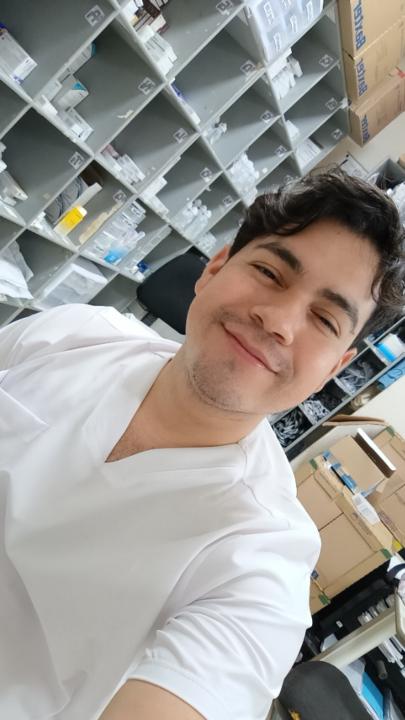 Daniel Olivares