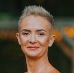 Eva Iulia Szasz