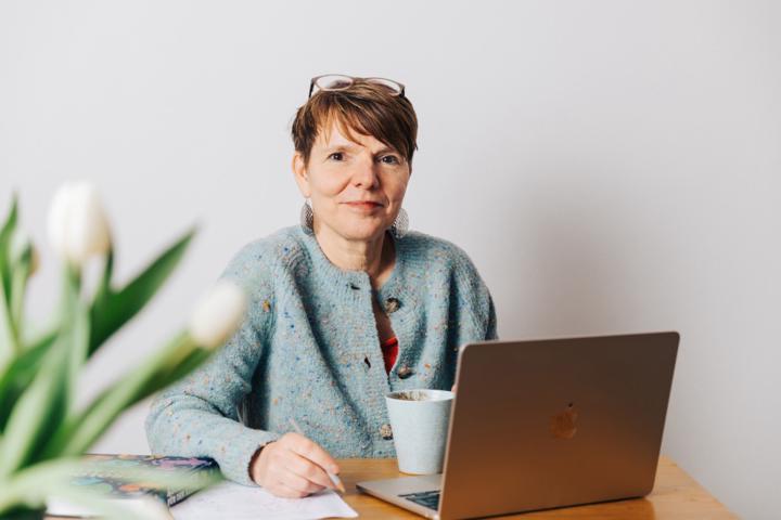Annette Salla