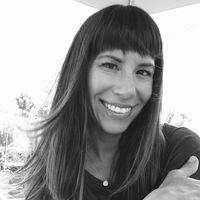 Stephanie Oliver