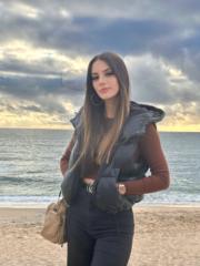 Beatriz Costa