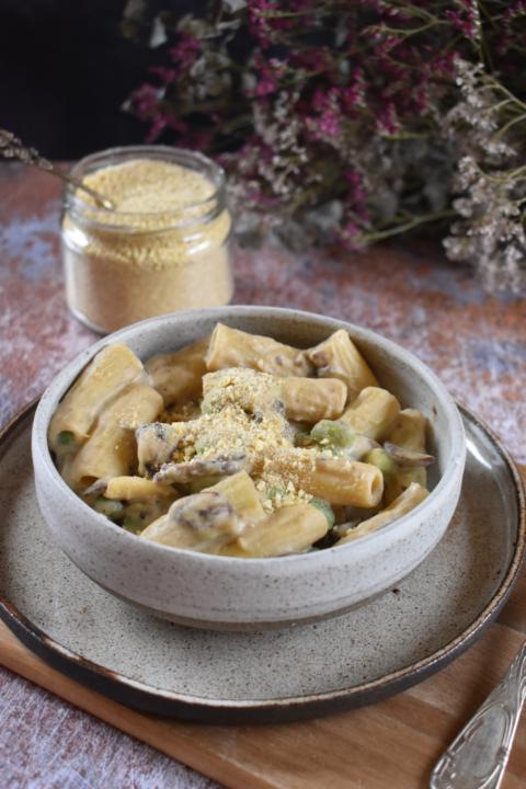 🍝 CREAMY CHICKPEA PASTA SAUCE with cashews & sunflower seeds