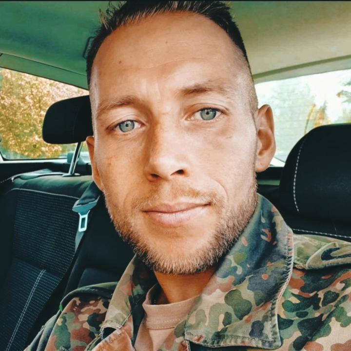 Dominik Holz