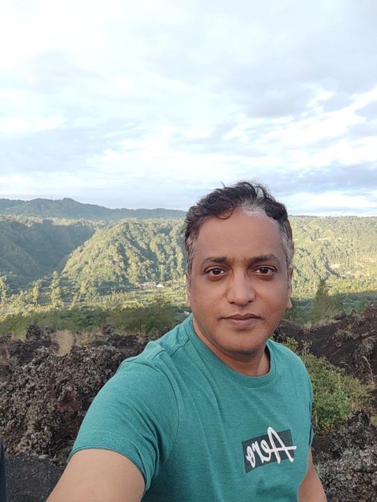 Girish Gupta