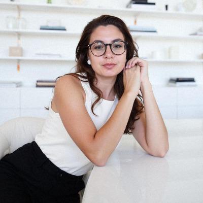 Естел Петрова