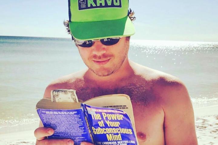 5 Ways to Get Your Subconscious Mind To Work WITH You, Not AGAINST You