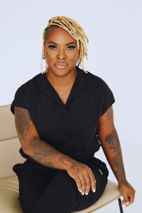 Arshadi Brown