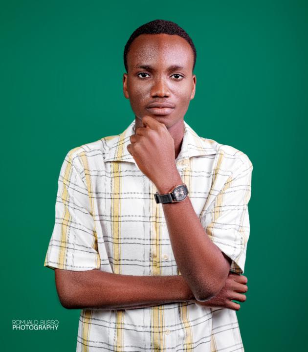 S. F. Carlos Hossou djossou