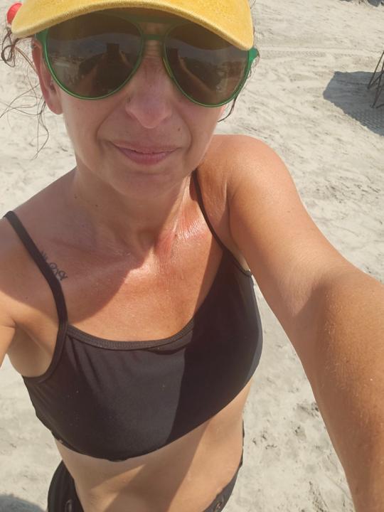 Julie Stratton