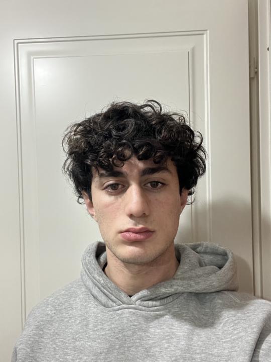 taglio o faccio ancora crescere i capelli?