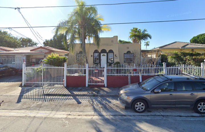 1866 NW 4th St, Miami, FL 33125