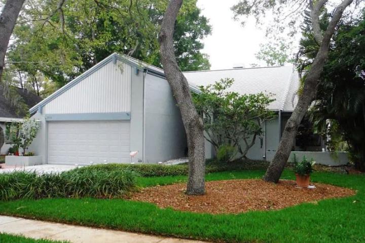 VIP Deals - 2/2 SFH in Clearwater, FL!