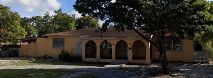 40 W 51st St, Hialeah, FL 33012