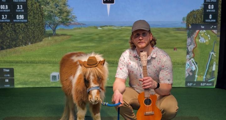 Launch Point 24/7 Golf Sim