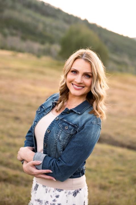 Candice Bradfield