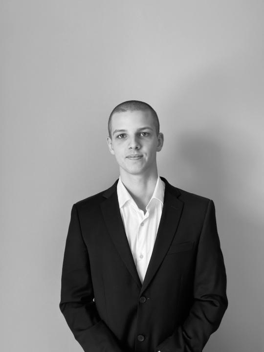 Seno Kurja