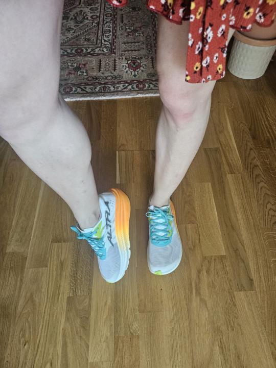 How much to train in carbon-plate shoes before race?