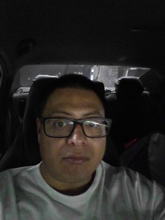 Luis Flores