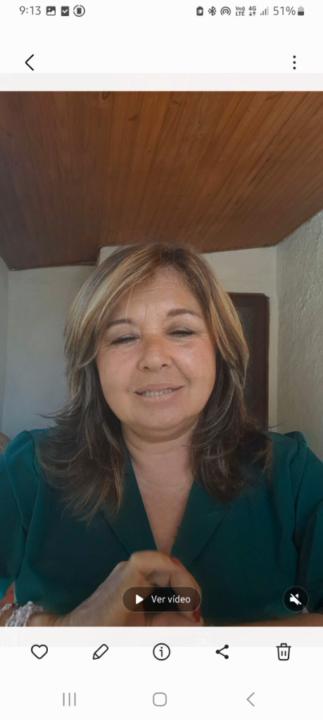 Ana María Poni