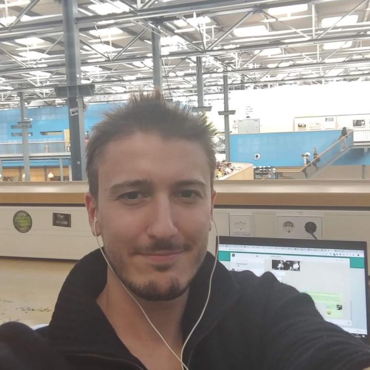 Daniel Zhuk