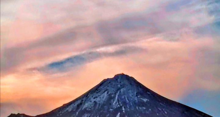  40+ moving mountains 