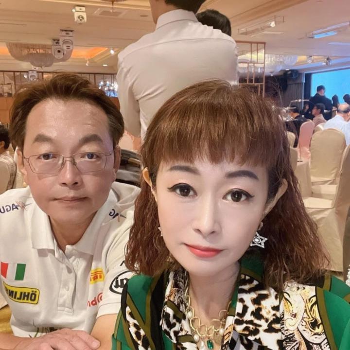 世瑋 王