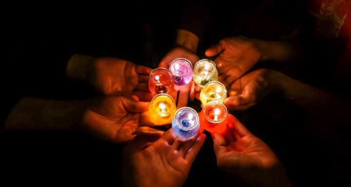 Type•Circle (Sisterhood)