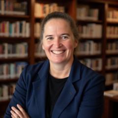 Dr Christine King