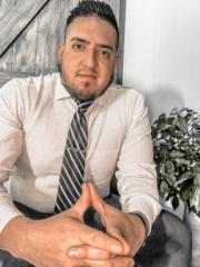 Luis D Garcia