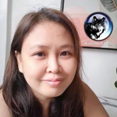 Claire Santos