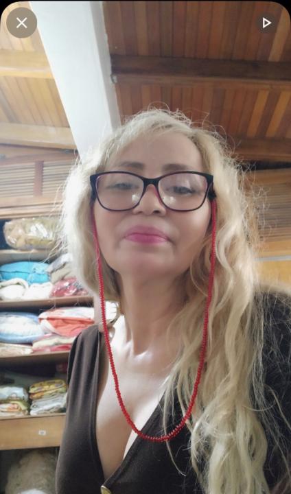 Ana Leal