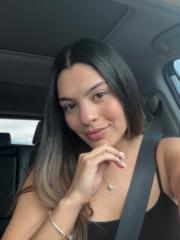 Emi Briceno