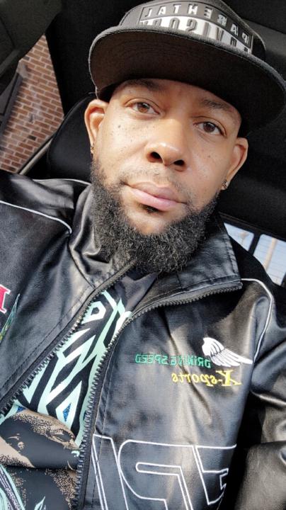 Demetrius White
