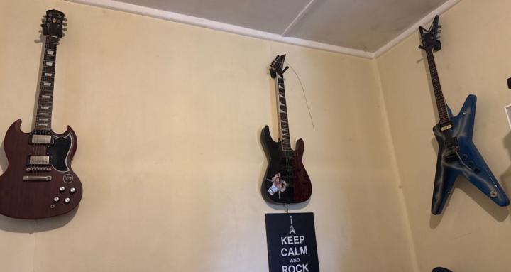 Songwriting in Aus