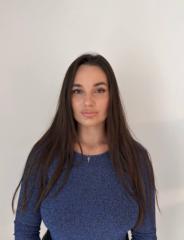 Julia Niki