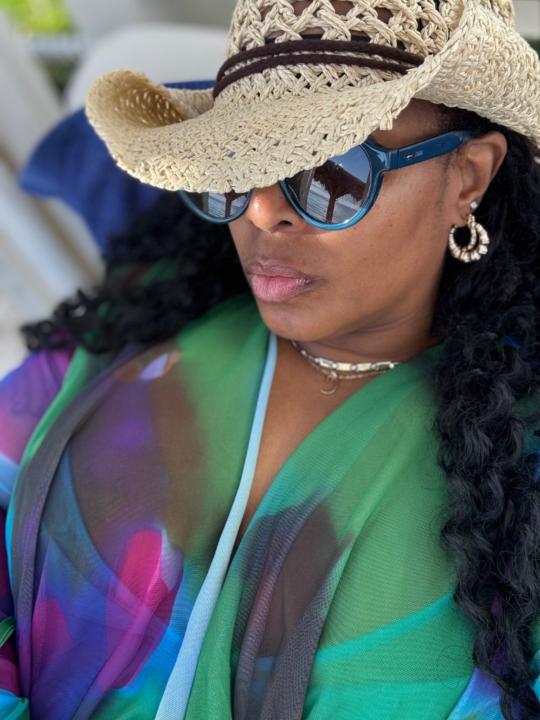 Crystal Holmes