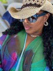 Crystal Holmes