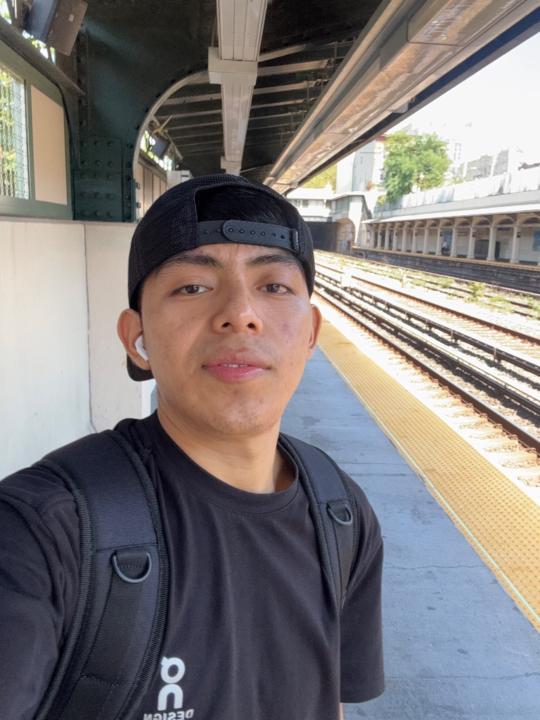 Alex Pérez