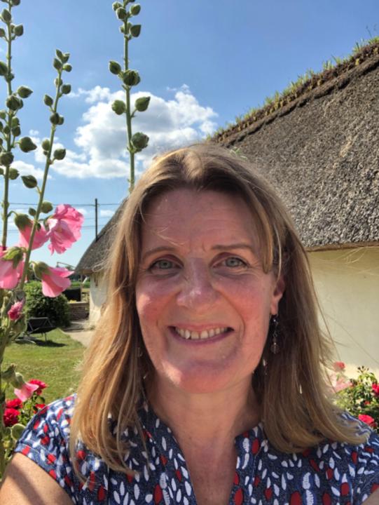 Véronique Hennebois